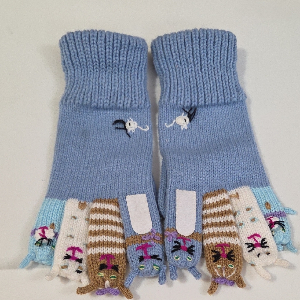 Charming Blue Cat Fingerless Gloves